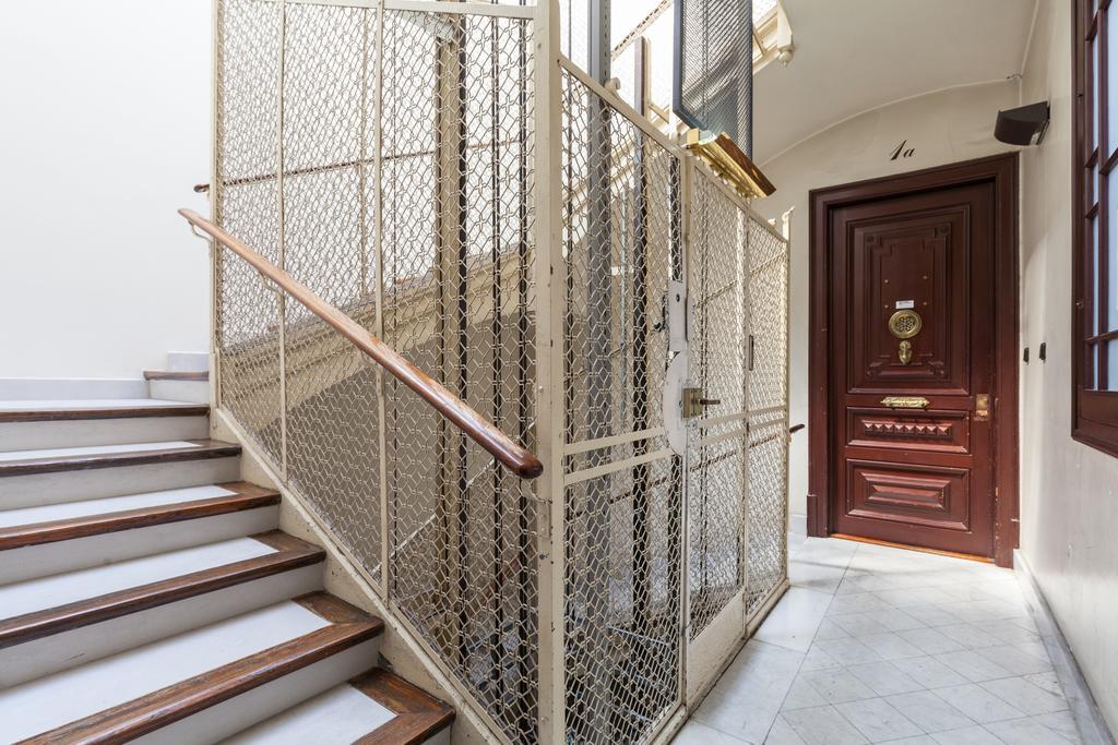 Gaudi Residence 바르셀로나 외부 사진